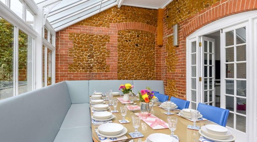 Photo of 7 Bed in Snettisham