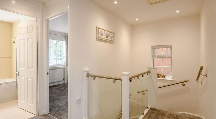 Photo of 4 Bed in Christchurch