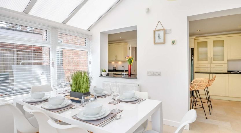 Photo of 4 Bed in Christchurch