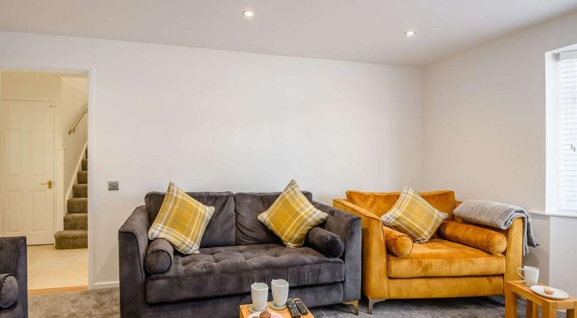 Photo of 4 Bed in Mudeford