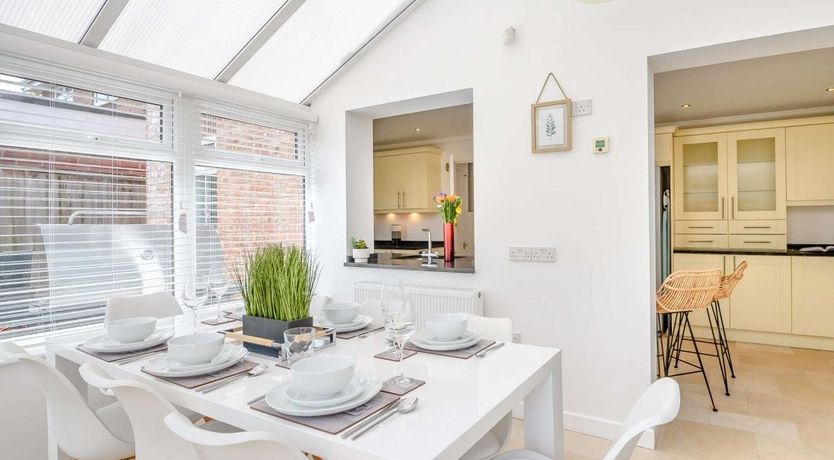 Photo of 4 Bed in Mudeford