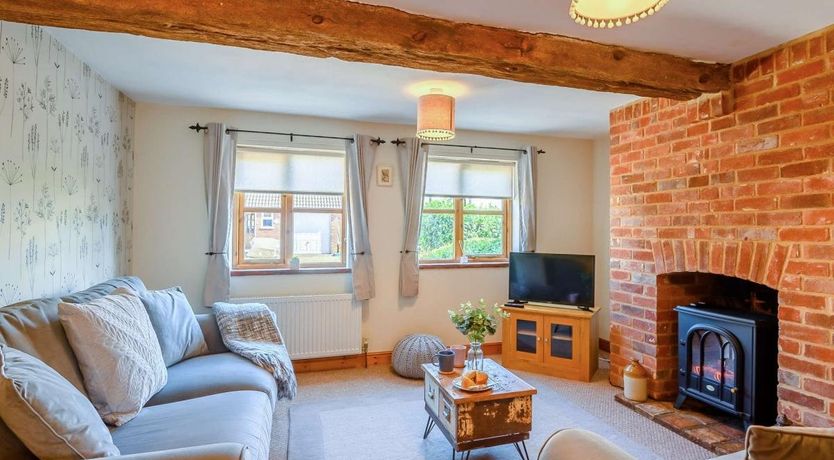 Photo of in Yaxham (88569)