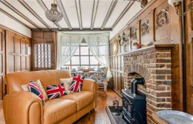 Photo of cottage-in-kent-38