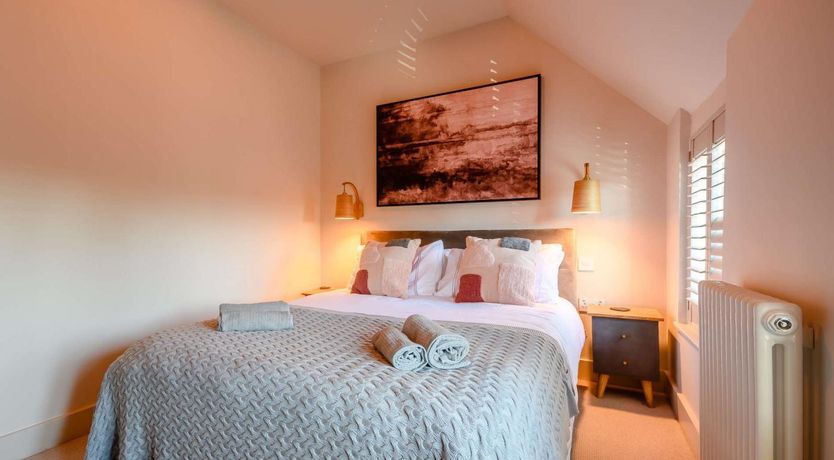 Photo of 2 Bed in Evesham
