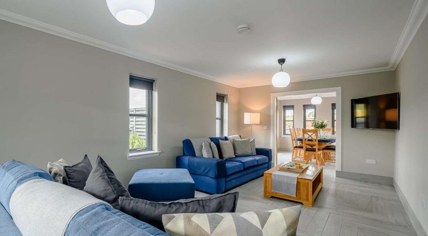 Photo of 3 Bed in Balloch