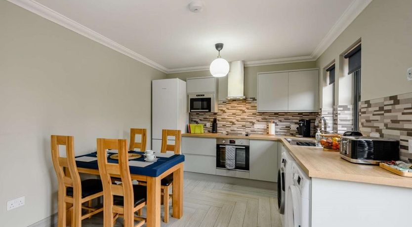 Photo of 3 Bed in Balloch