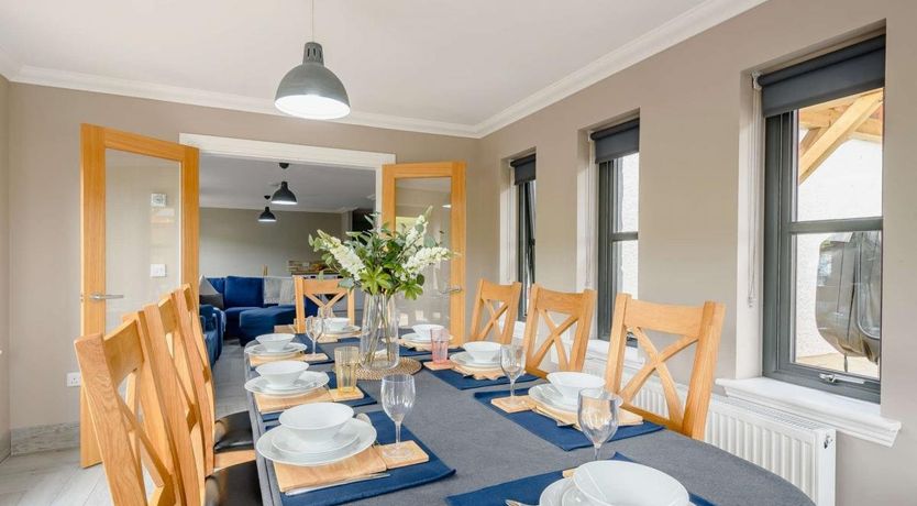 Photo of 3 Bed in Balloch