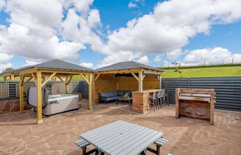 in Loch Lomond (88761) Holiday Home