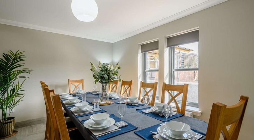 Photo of 4 Bed in Balloch