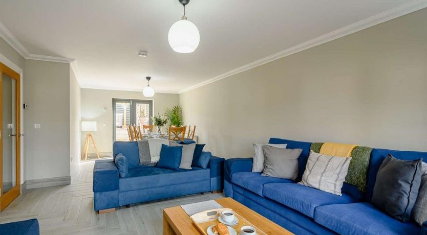 Photo of 3 Bed in Balloch