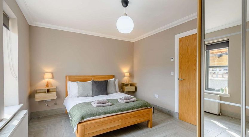 Photo of 3 Bed in Balloch