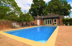 Photo of cottage-in-hampshire-13