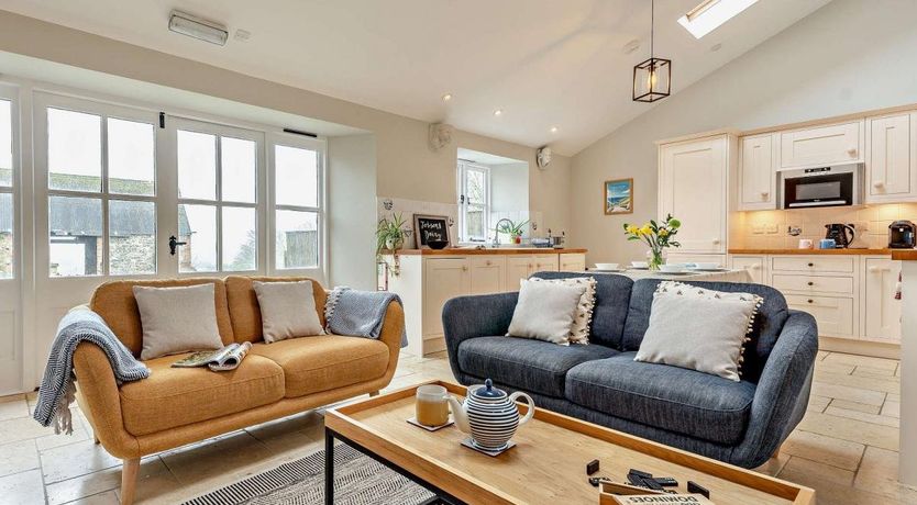 Photo of 2 Bed in Niton