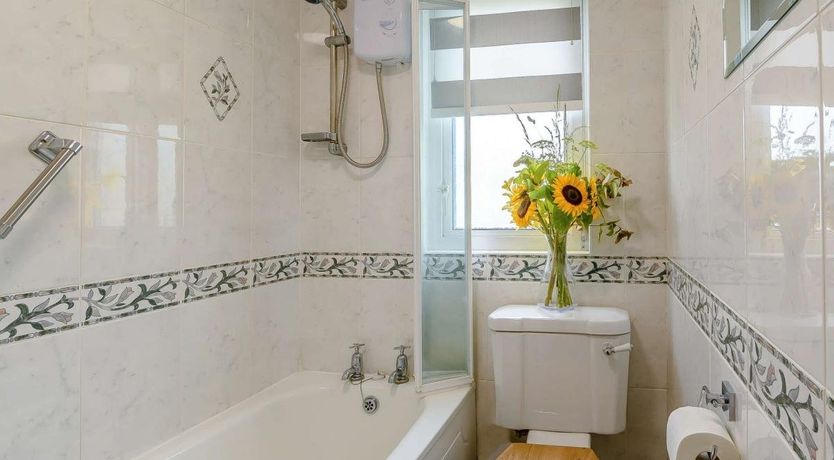 Photo of 2 Bed in Freshwater East