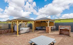 Photo of Log Cabin in Glasgow and Clyde Valley