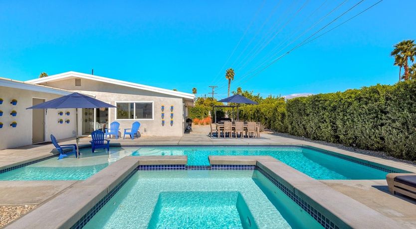 Photo of Topiary Springs