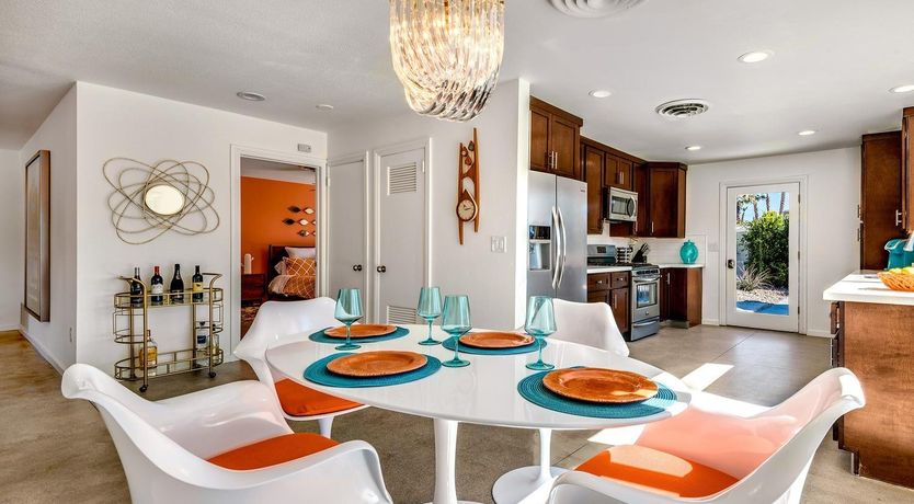 Photo of Topiary Springs