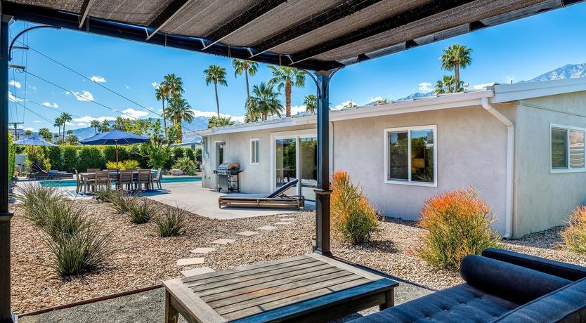 Photo of Topiary Springs