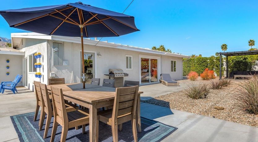 Photo of Topiary Springs