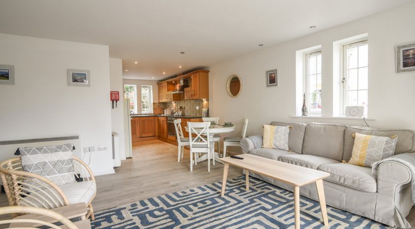 Photo of 1 Buckfields