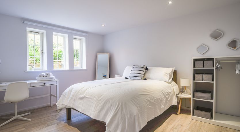 Photo of 1 Buckfields