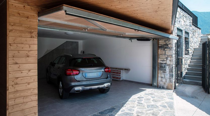 Photo of Golden Mile Rock