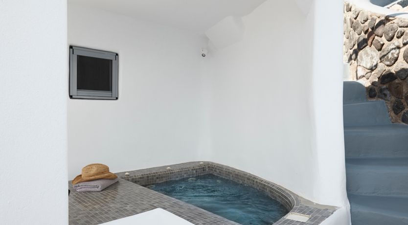 Photo of Caldera Cliffs