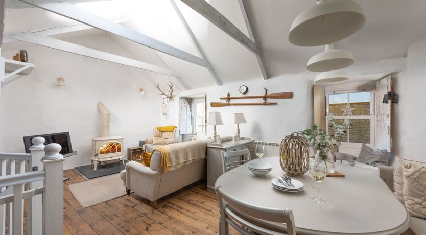 Photo of Gingham & Cream