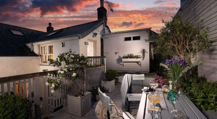 Photo of Gingham & Cream