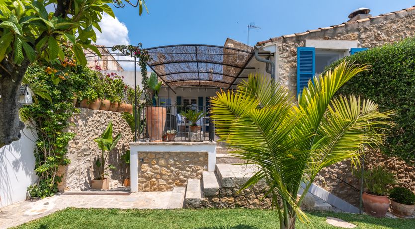 Photo of The Dancing Muse