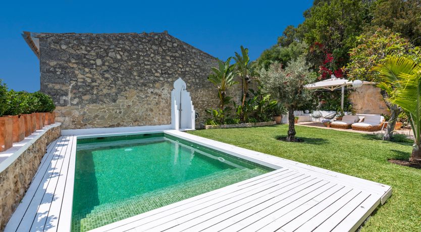 Photo of The Dancing Muse