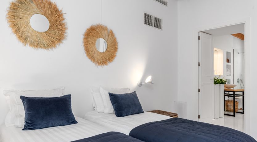 Photo of The Dancing Muse