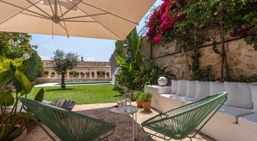 Photo of The Dancing Muse