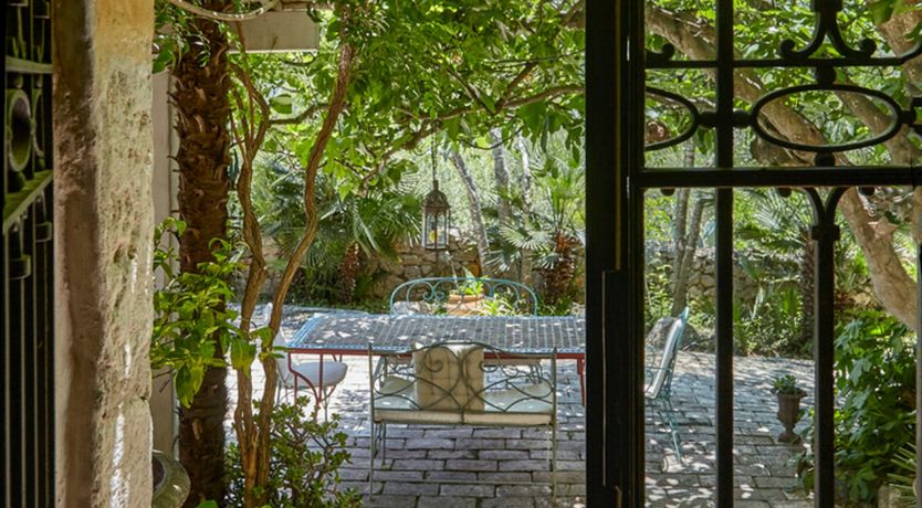 Photo of Olive & Fig