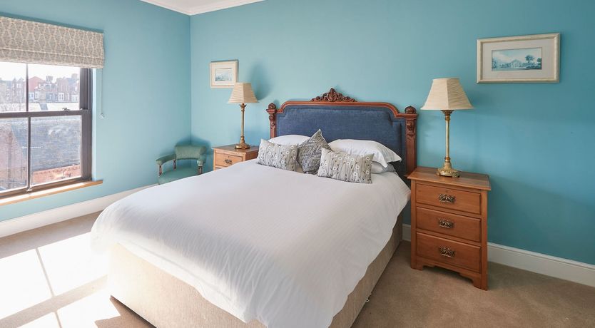 Photo of Coral & Sapphire