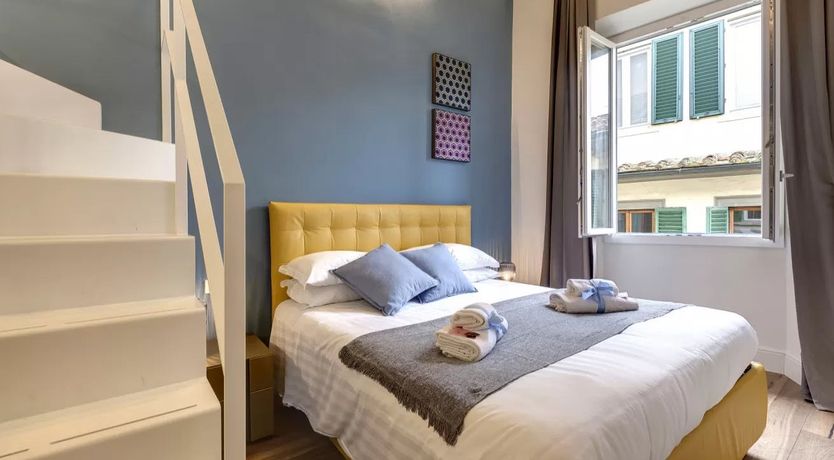 Photo of Mars & Venus