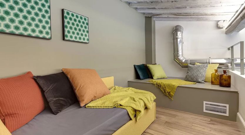 Photo of Mars & Venus