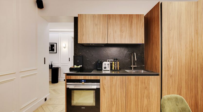 Photo of Beautiful Avenue