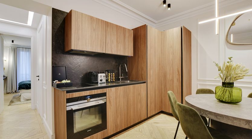 Photo of Beautiful Avenue