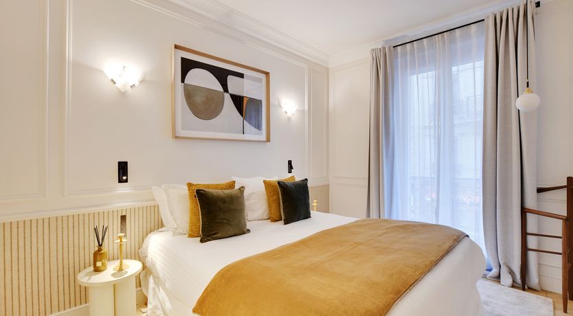 Photo of Beautiful Avenue