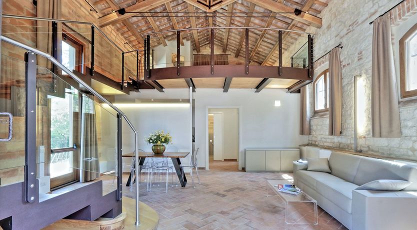 Photo of Sirolo Pearl