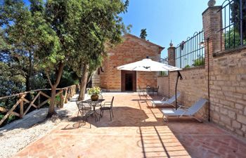 Sirolo Pearl Villa
