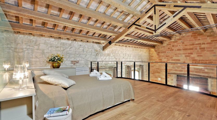 Photo of Sirolo Pearl