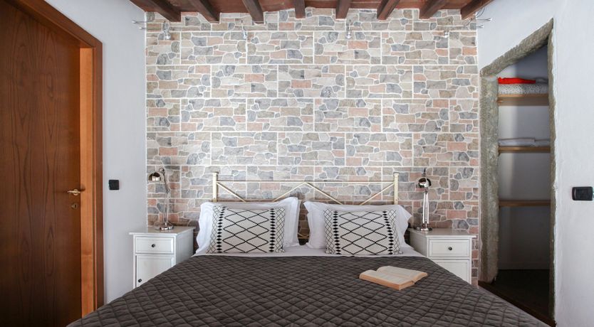 Photo of Rolling Lyric