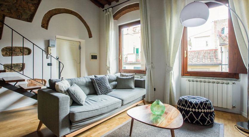 Photo of Rolling Lyric