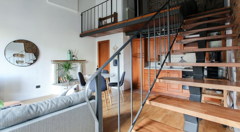 Photo of Rolling Lyric