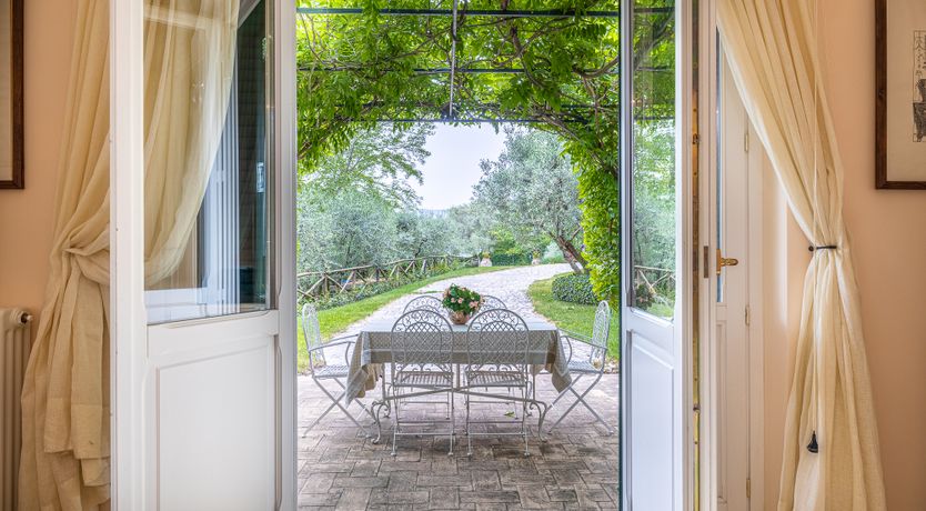 Photo of Days of Wine & Roses