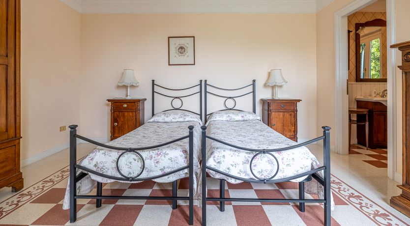 Photo of Days of Wine & Roses