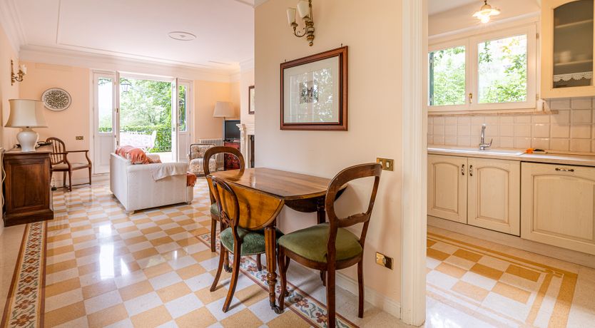 Photo of Days of Wine & Roses