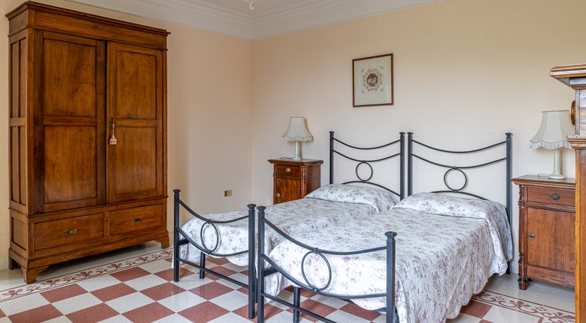 Photo of Days of Wine & Roses